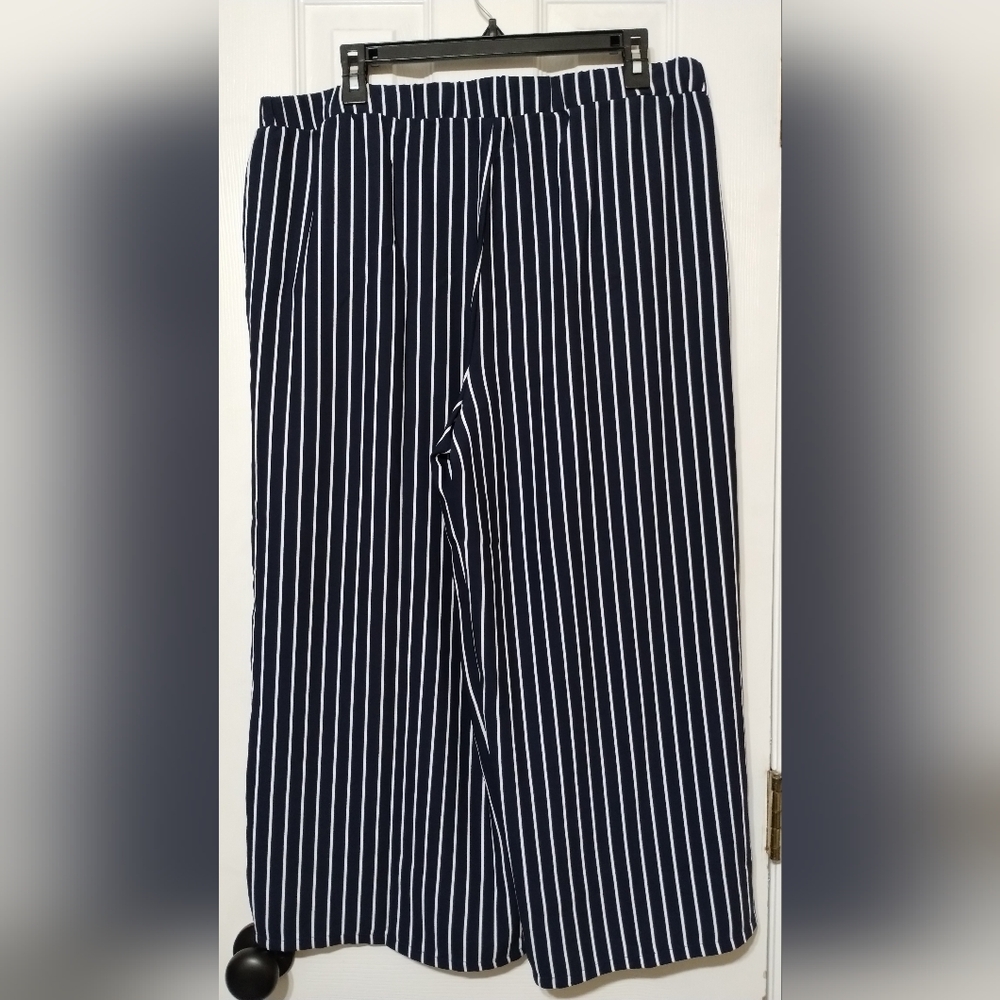 Signature Collection Women's Size XL Navy and White Striped Trousers - Picture 2 of 7